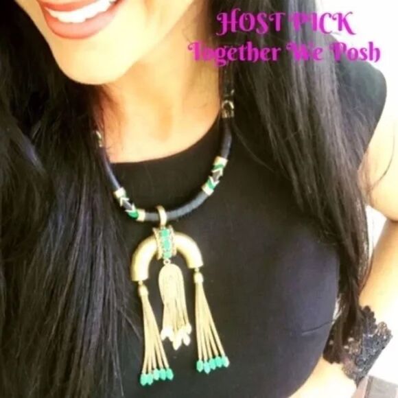 Stella & Dot Odeon Pendant Necklace - Picture 2 of 12